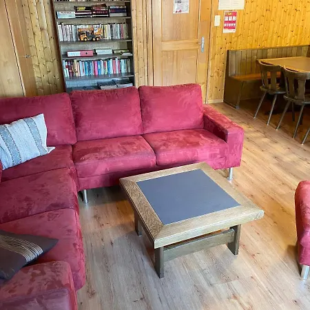 Guest house Surselva - Grosse Zimmer In Gastfreundlichem Haus Lumnezia